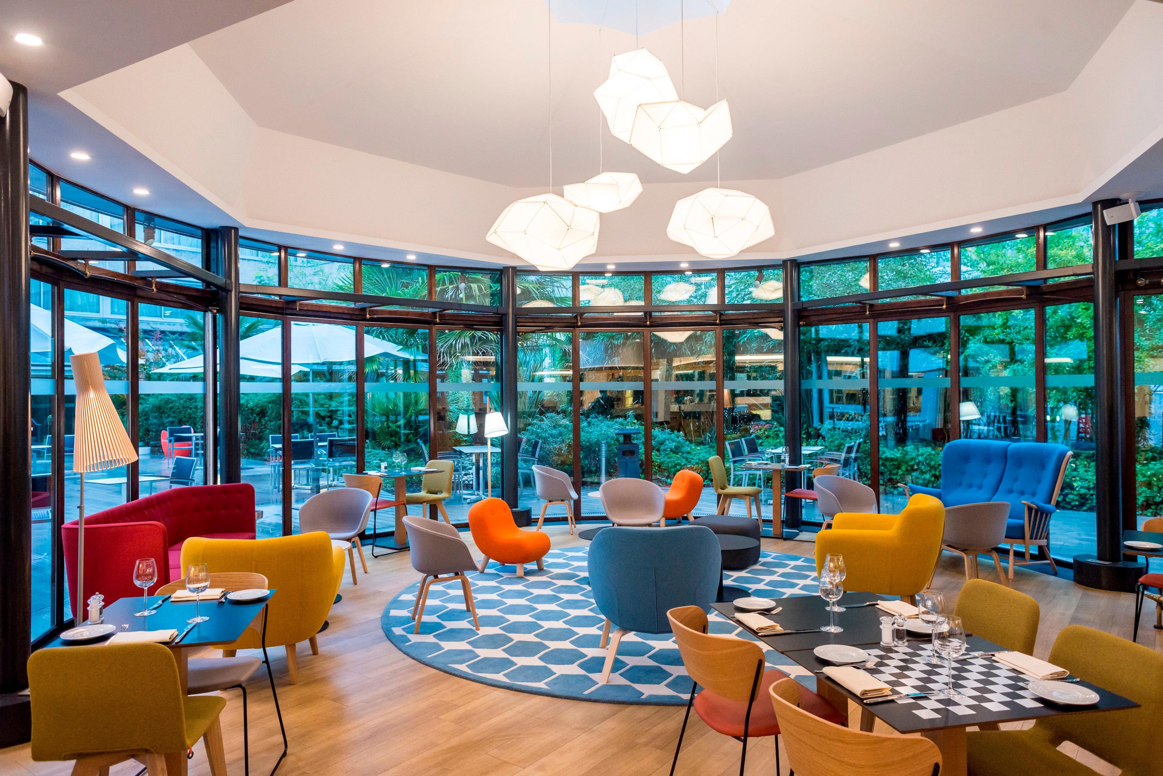 Hotel Doubletree By Hilton Paris Bougival Exterior foto